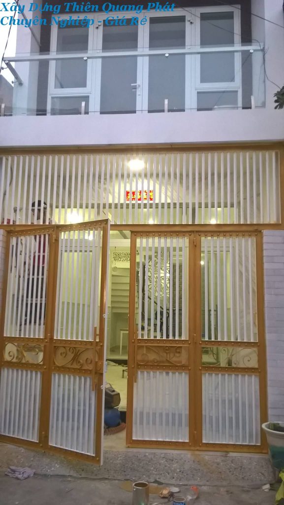 Thợ làm cửa sắt tại quận 5