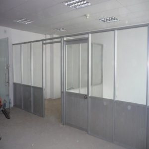 Thợ làm nhôm kính tại quận 5