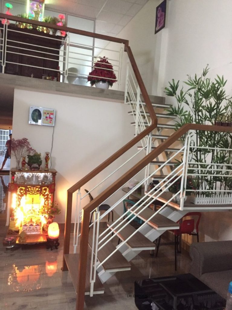 Làm lan can cầu thang inox tại TPHCM