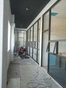 Làm cửa nhôm kính tại quận Thủ Đức