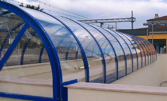 Thi công lợp mái Poly lấy sáng TPHCM