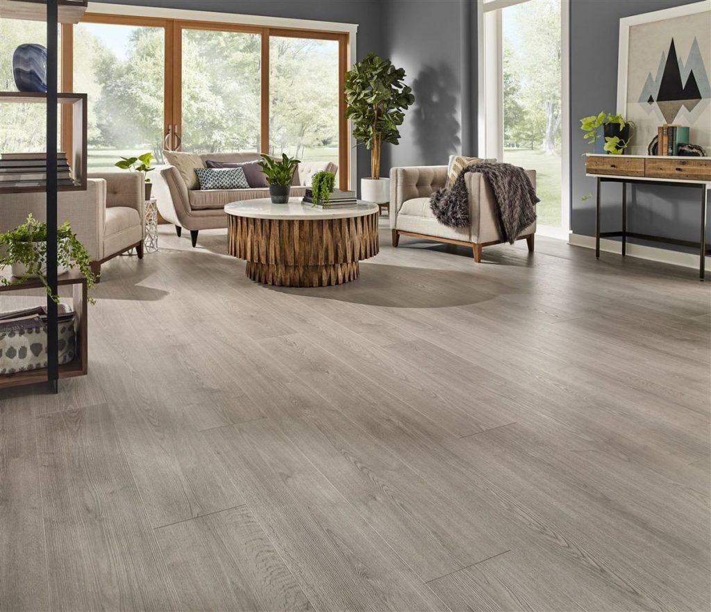 Thi công sàn nhựa giả gỗ tại Bình Chánh