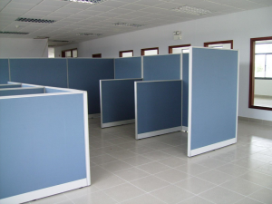 Làm vách ngăn compact tại quận 1